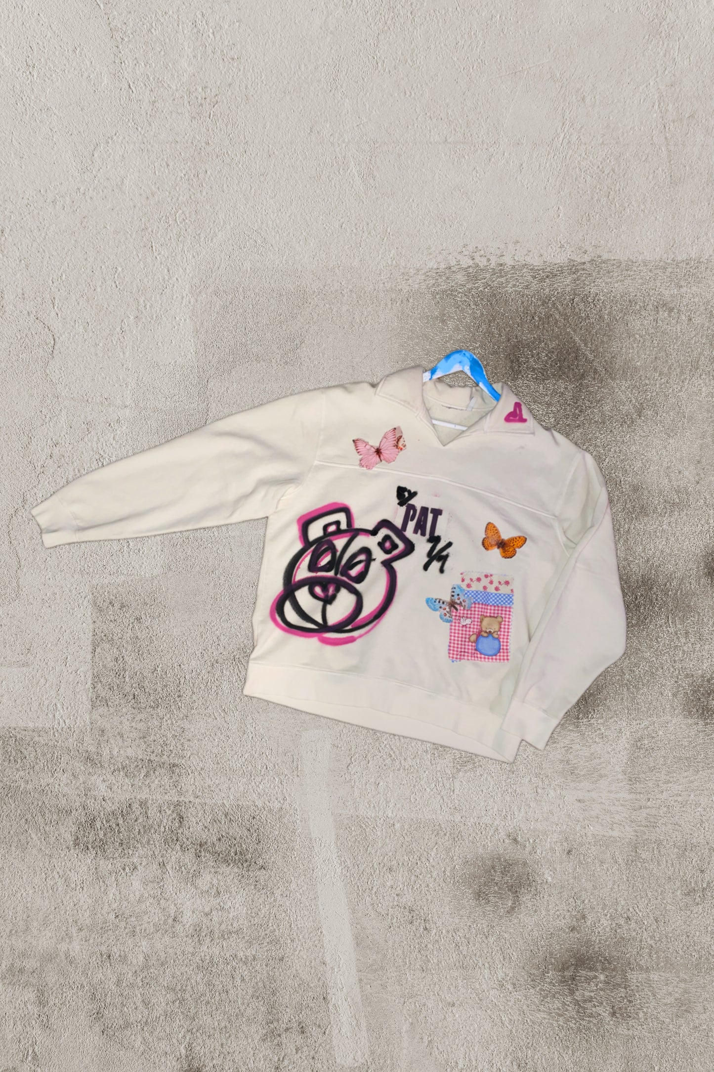 1/1 teddy patch crewneck